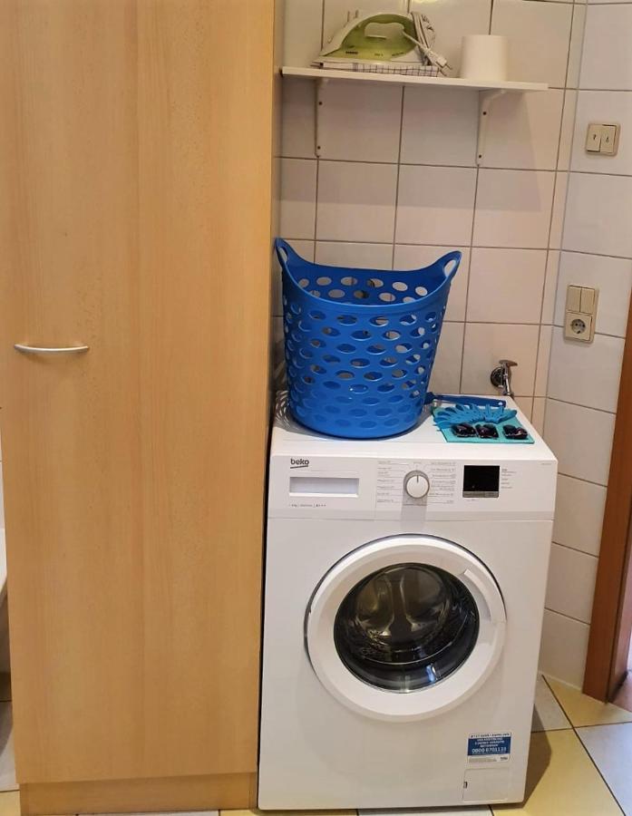 Gaestewohnung 4-Raum Wohnung Fuer 2-8 Personen Цвиккау Экстерьер фото